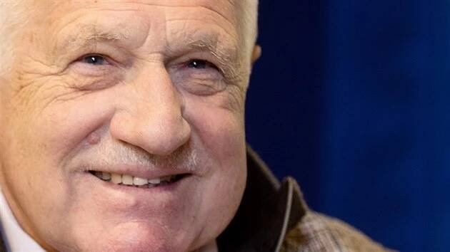 Bývalý prezident Václav Klaus při rozhovoru pro čtvrteční Kauzu dne Rádia Impuls. (25. listopadu 2015)