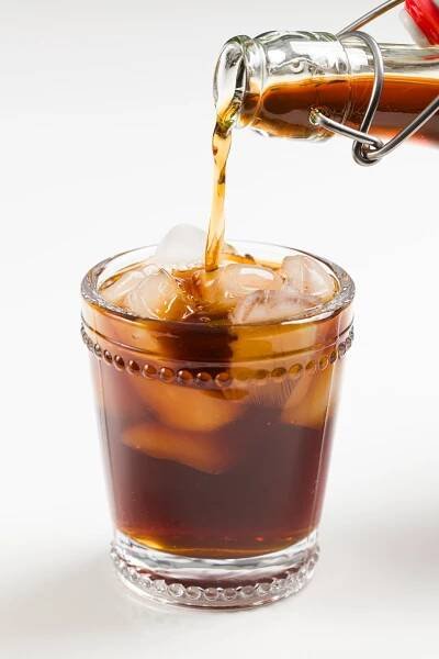 Domáci likér Kahlua z čakanky