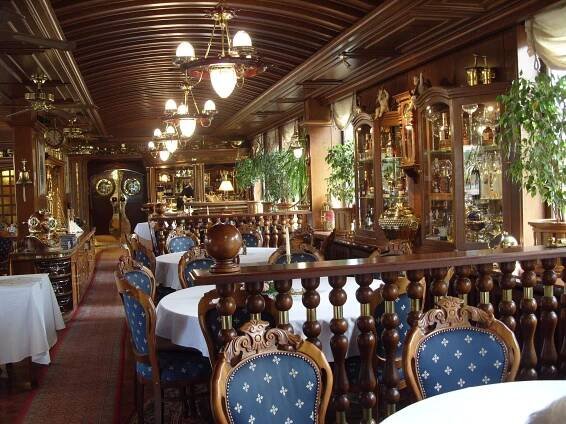 Botel Admiral Restaurant: Pictures & Reviews - Tripadvisor