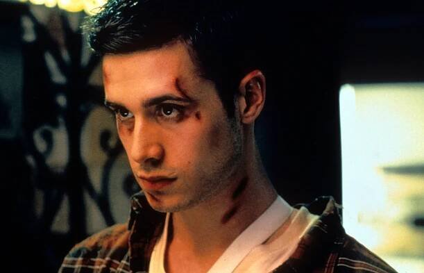 'It's not that we weren't on the same page, I knew what the correct choices were for the Ray character. He wanted a different actor, a really good actor named Jeremy Sisto, who I know and I like and respect very very much,' Prinze Jr. claimed; seen above in the 1998 sequel