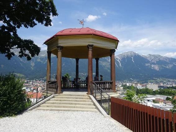 Fotogaléria • Gloriette, Bergisel (Altán) • Mapy.com