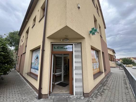 Jinočany, Nám. 5. května, výdejna