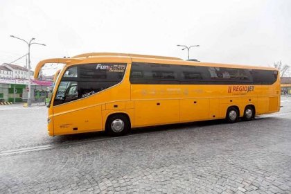 Tisková konference Student Agency a RegioJet ke změně marketingové značky žlutých autobusů na RegioJet a představení autobusů nové generace, které vyjedou poprvé v Evropě pod značkou RegioJet, proběhla 4. dubna v Praze. 