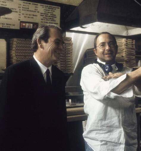 Tommy Lee Jones, Barry Sonnenfeld Men In Black 2 - 2002
