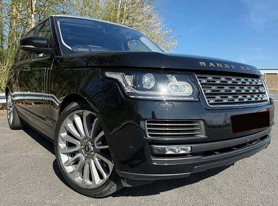 2017 (67) Land Rover Range Rover 4.4 SD V8 SV Autobiography Auto 4WD LWB. Santorini Black with Black Hide.. Side Steps, Pan Roof..   £24,950
