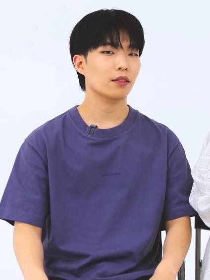 Lee Chan-hyuk - Wikipedia