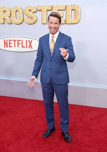 Gavin Rossdale Spends Holidays with Jack McBrayer Following His Divorce — and Gets an Invoice for the Actor's 'Presence'