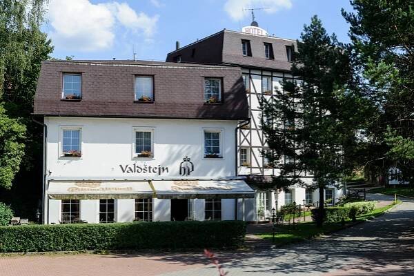 Ubytování a parkování | Hotel Valdštejn Liberec