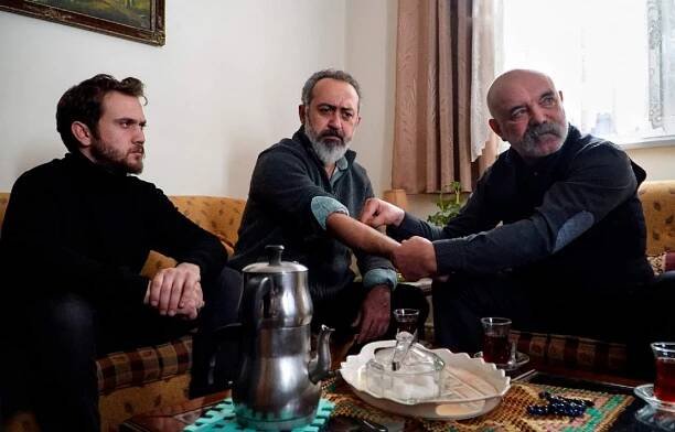 Çukur - Ailem - Z filmu - Aras Bulut Iynemli, Kadir Çermik, Ercan Kesal
