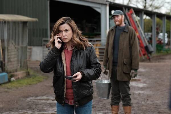 Eve Myles, Andrew Buckley - The Crow Girl - I'll See You There - Z filmu