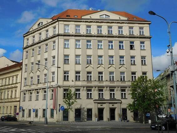 Soubor:Praha Nove Mesto Senovazne namesti 15 Hotel 987.jpg – Wikipedie
