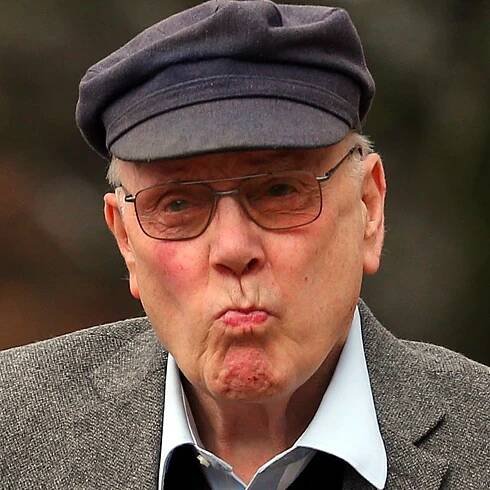 Carry On and Coronation Street star Kenneth Cope dies aged 93
