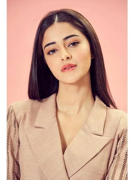 Ananya Panday 3