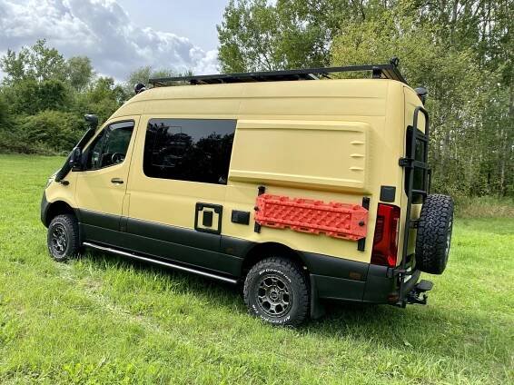 EXPEDIČNÍ MERCEDES SPRINTER 4x4 - VejnyWood
