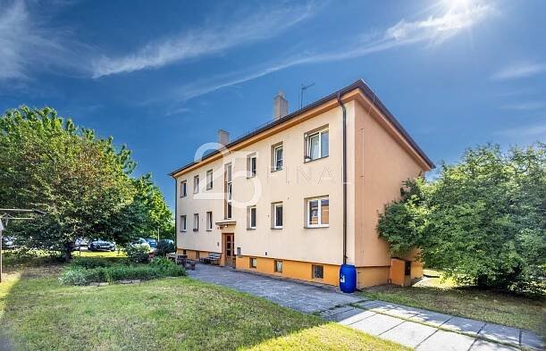 12 bytový dům.jpg