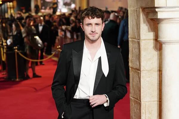 Paul Mescal Rocks a Disheveled Suit at the Gladiator Premiere