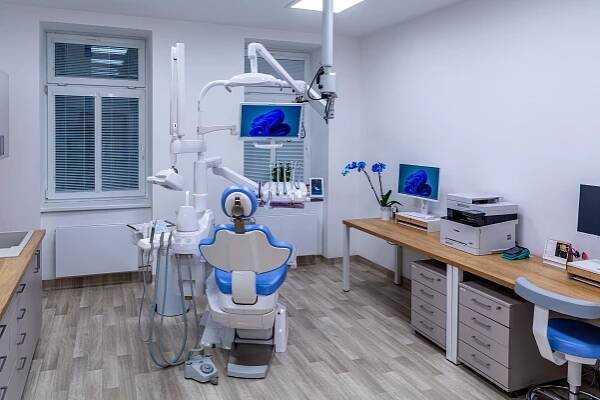 Galerie – Stomatologie Hrnčířská