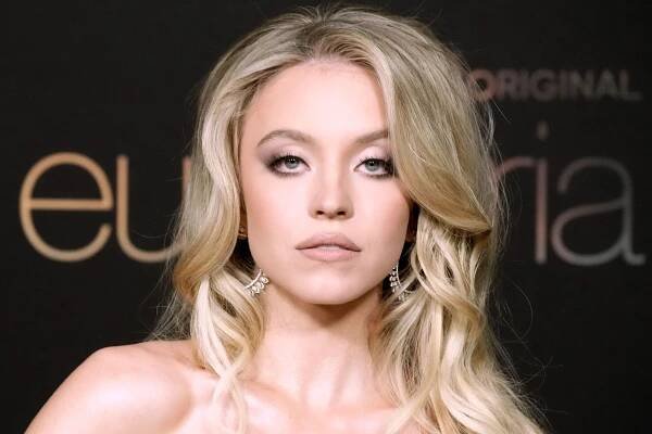 Sydney Sweeney “Cringes” At Her Old Movie Roles