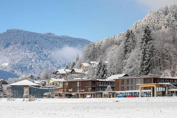 Hotel Educare****
