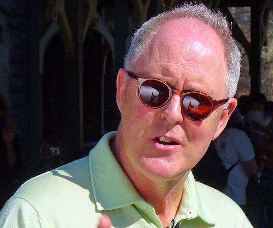 John Lithgow Biography - Facts, Childhood, Family Life & Achievements