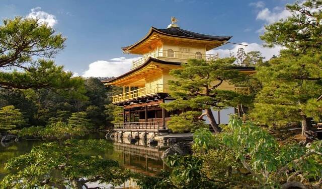 Tipy pro podzimní dovolenou: Skotsko, Kanada i Japonsko mají co nabídnout