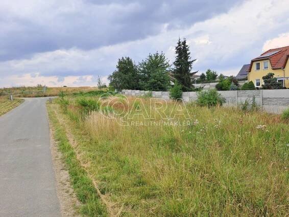 Stavební pozemek 1080 m2, Dobročovice, obrázek č. 1