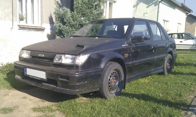 1989 Isuzu Gemini II, 2. generace 1.6 benzín 95 kW