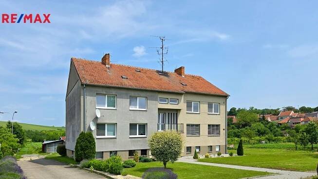 Byt DB 3+1 83 m2 + 3x sklep + lodžie + garáž, po částečné rekonstrukci, Bohumilice, Klobouky u Brna | Reality.iDNES.cz 