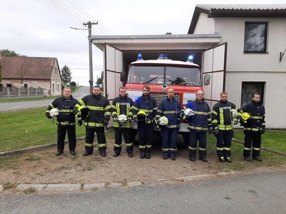 Pieta k uctění památky hasičů JSDH Koryčany zesnulých při zásahu - Oficiální stránky obce Ohnišťany