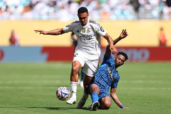 Trent Alexander-Arnold of Real Madrid in a soccer match.