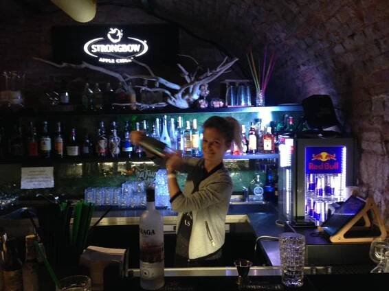🍸 1denní barmanský kurz Praha 18. 3. 2017 | Certifikát, trendy techniky | BARSTARS.CZ ⭐