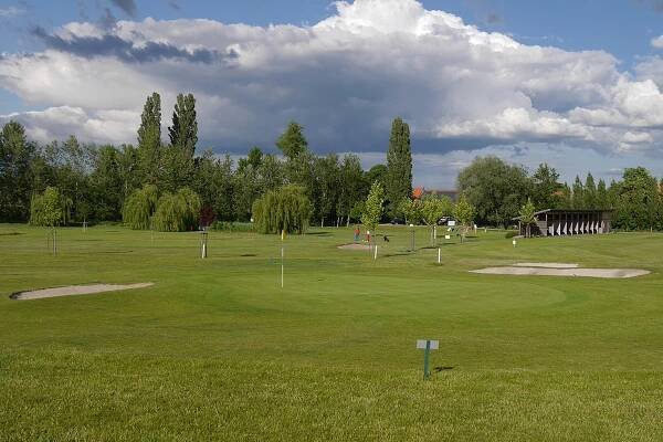 Golfový areál - Yard Resort Golf Club