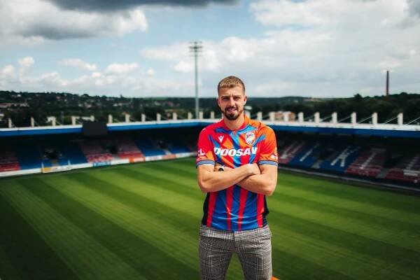 Další letní posila Viktorie! Daniel Vašulín se stěhuje do Plzně | FC VIKTORIA Plzeň