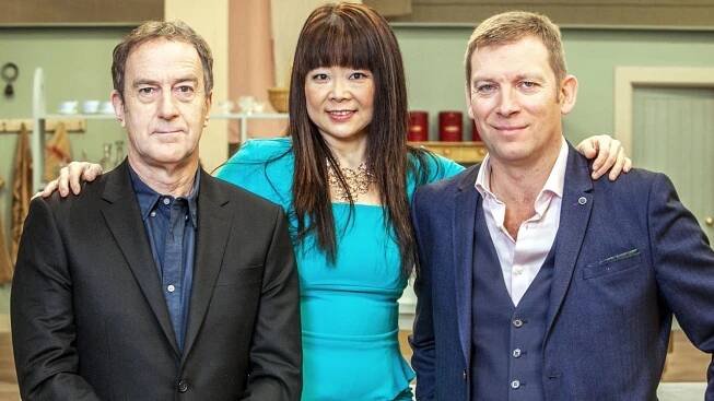 Angus Deayton