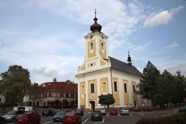 Slušovice - kostel