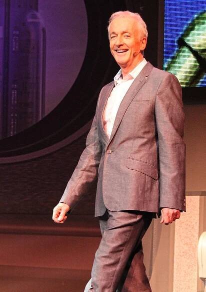 Anthony Daniels - Wikipedia