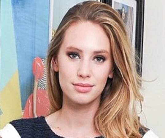 Dylan Penn Biography - Facts, Childhood, Family Life & Achievements
