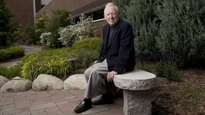 Robert Brooks donates to Cooley Dickinson