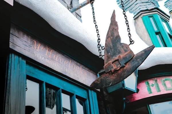 How To Spend A Day At The Wizarding World Of Harry Potter Hollywood - IZZY MATIAS