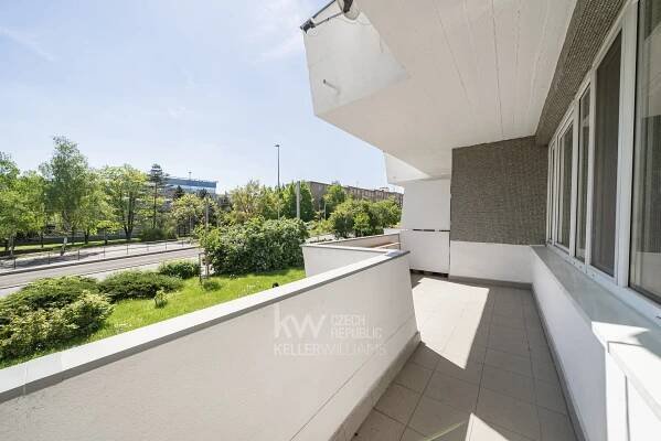 Prodej byty 4kk, 63 m2 - Praha - Dejvice