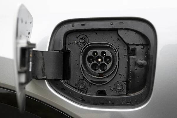 Test plug-in hybridní Kie Niro: Příměstský parťák s minimem chyb