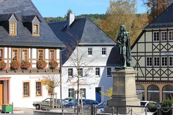 Soubor:Hartenstein. Sachsen. Erzgebirge.IMG 2307WI.jpg – Wikipedie