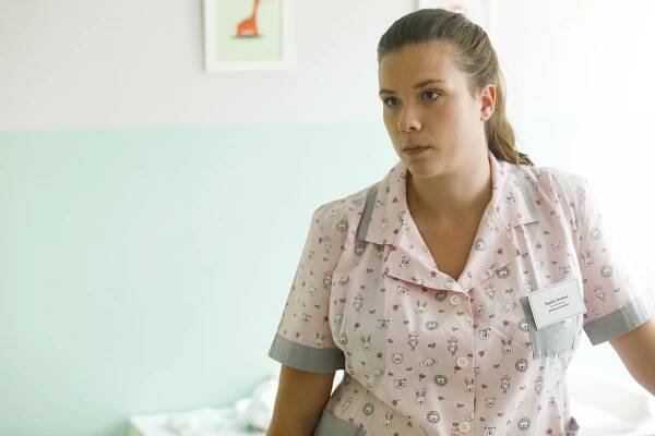 FOTO: V roli Kamily se místo Jitky Čvančarové objeví Eva Hacurová. – stránka 6