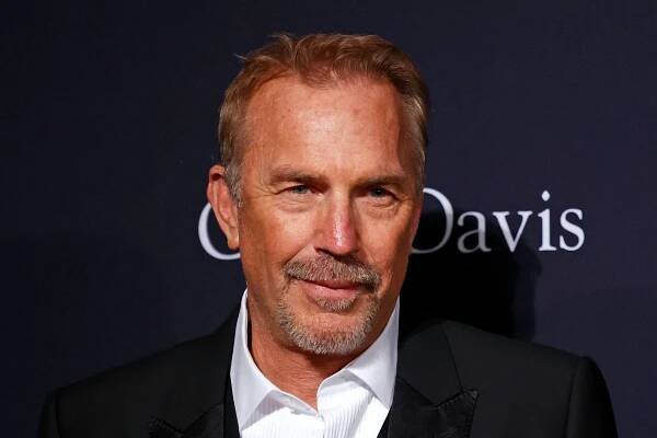US actor Kevin Costner arrives for the Recording Academy and Clive Davis pre-Grammy gala at the Beverly Hilton hotel in Beverly Hills, California on February 4, 2023. (Photo by Michael TRAN / AFP) (Photo by MICHAEL TRAN/AFP via Getty Images)