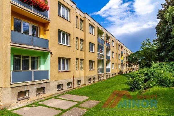 Pronájem Byt 3+1, Pippichova, Zlonice, okres Kladno