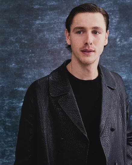 harris dickinson