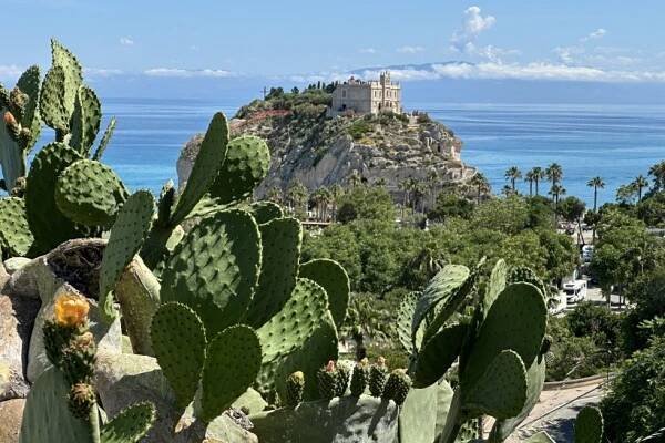Hotel Rocca Nettuno, Itálie Kalábrie - 15 792 Kč Invia
