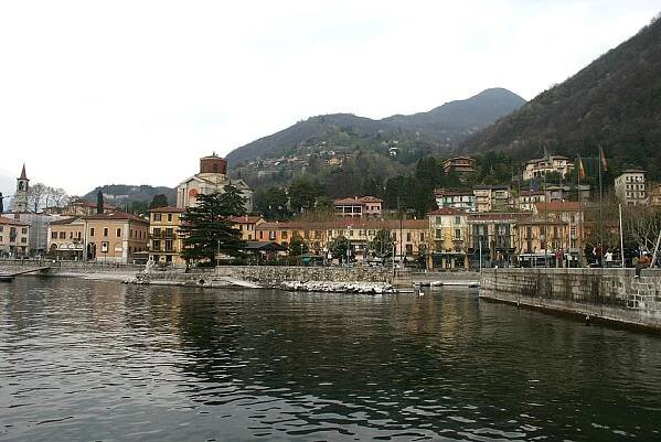 Laveno-Mombello – Wikipedia
