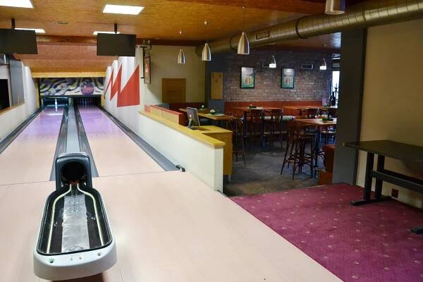 Bowling ve Sportaréně u Jeleňa - 2 bowlingové dráhy