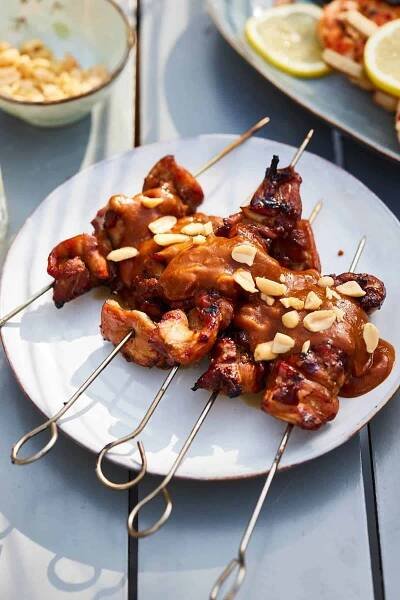 Chicken Satay With Easy Peanut Sauce